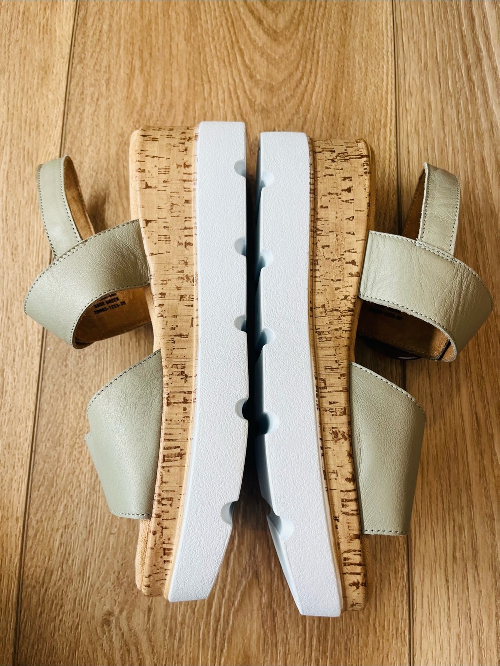 Spring Step Abarah Platform Sandals - Picture 6 of 10